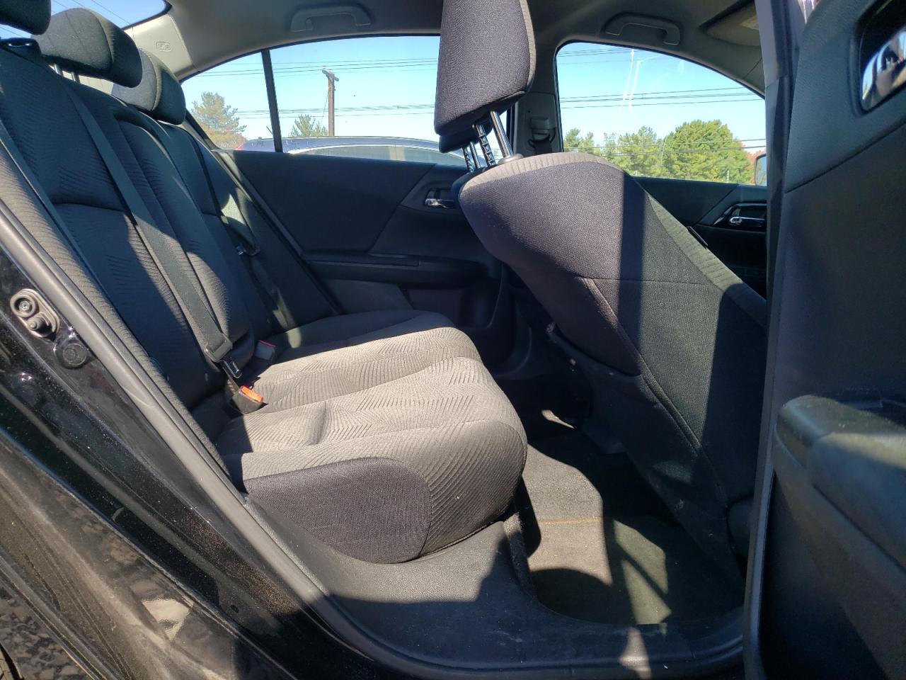 2016 Honda Accord VIN 1HGCR2F31GA070984 Copart auction photo, rear end damage thumbnail 10