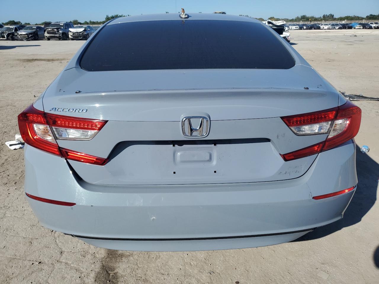 2022 Honda Accord VIN 1HGCV2F32NA007112 Copart auction photo, front end damage thumbnail 6