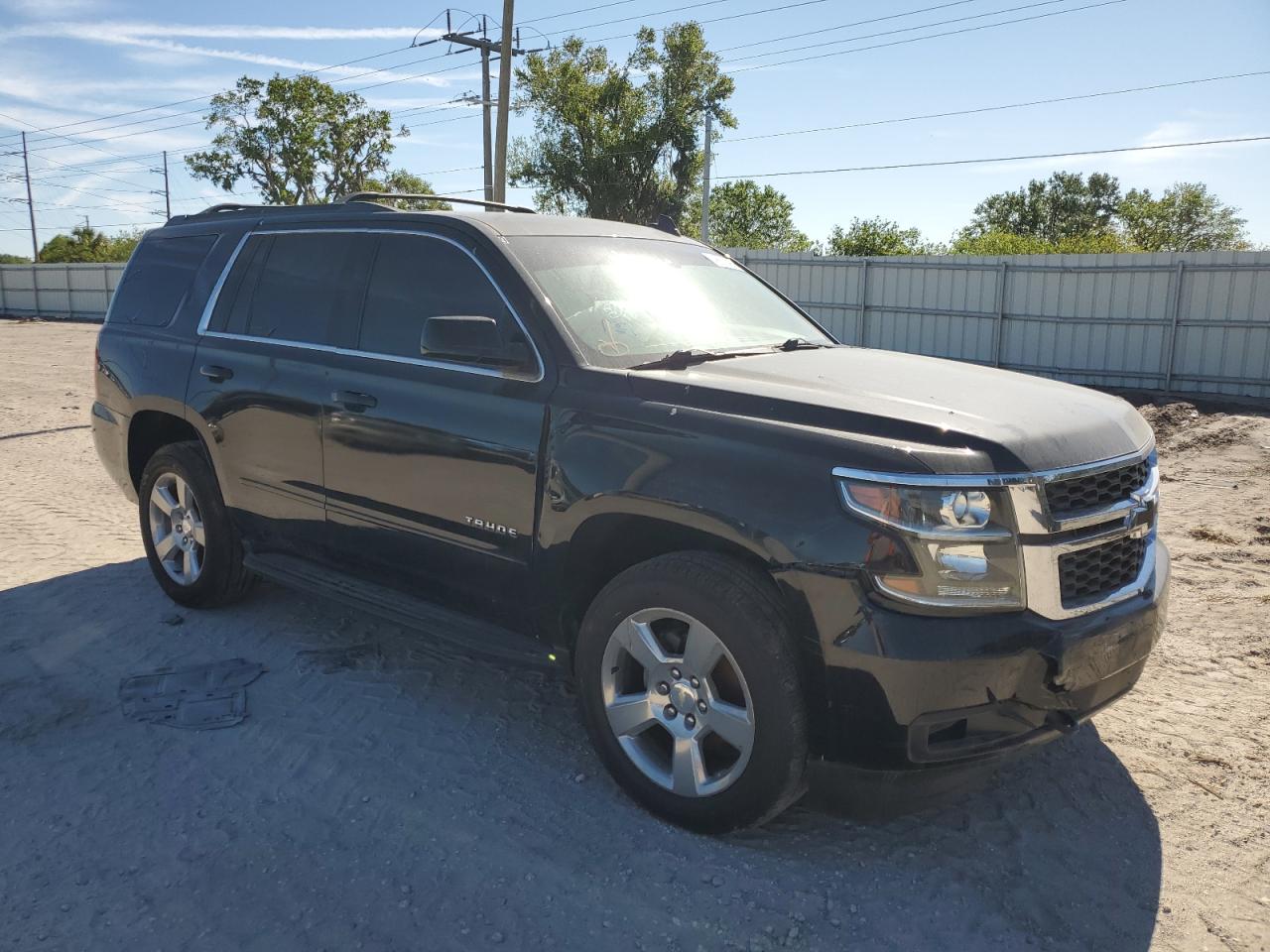 2022 Chevrolet Suburban VIN 1GNSKDKL3NR212564 Copart auction photo, side / rear end damage thumbnail 4