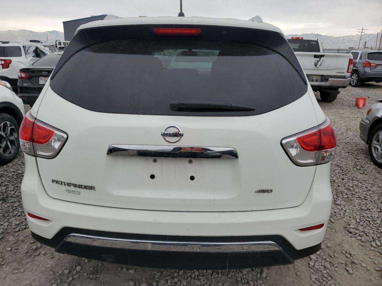2016 Nissan Pathfinder VIN 5N1AR2MM3GC602379 Copart auction photo, side damage thumbnail 6