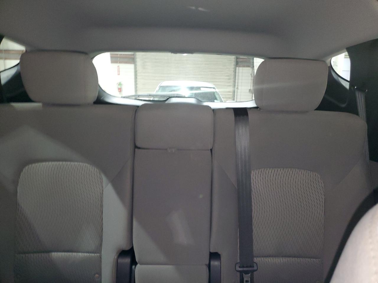 2018 Hyundai Santa Fe VIN 5NMZTDLB0JH072658 Copart auction photo, vandalism damage thumbnail 10