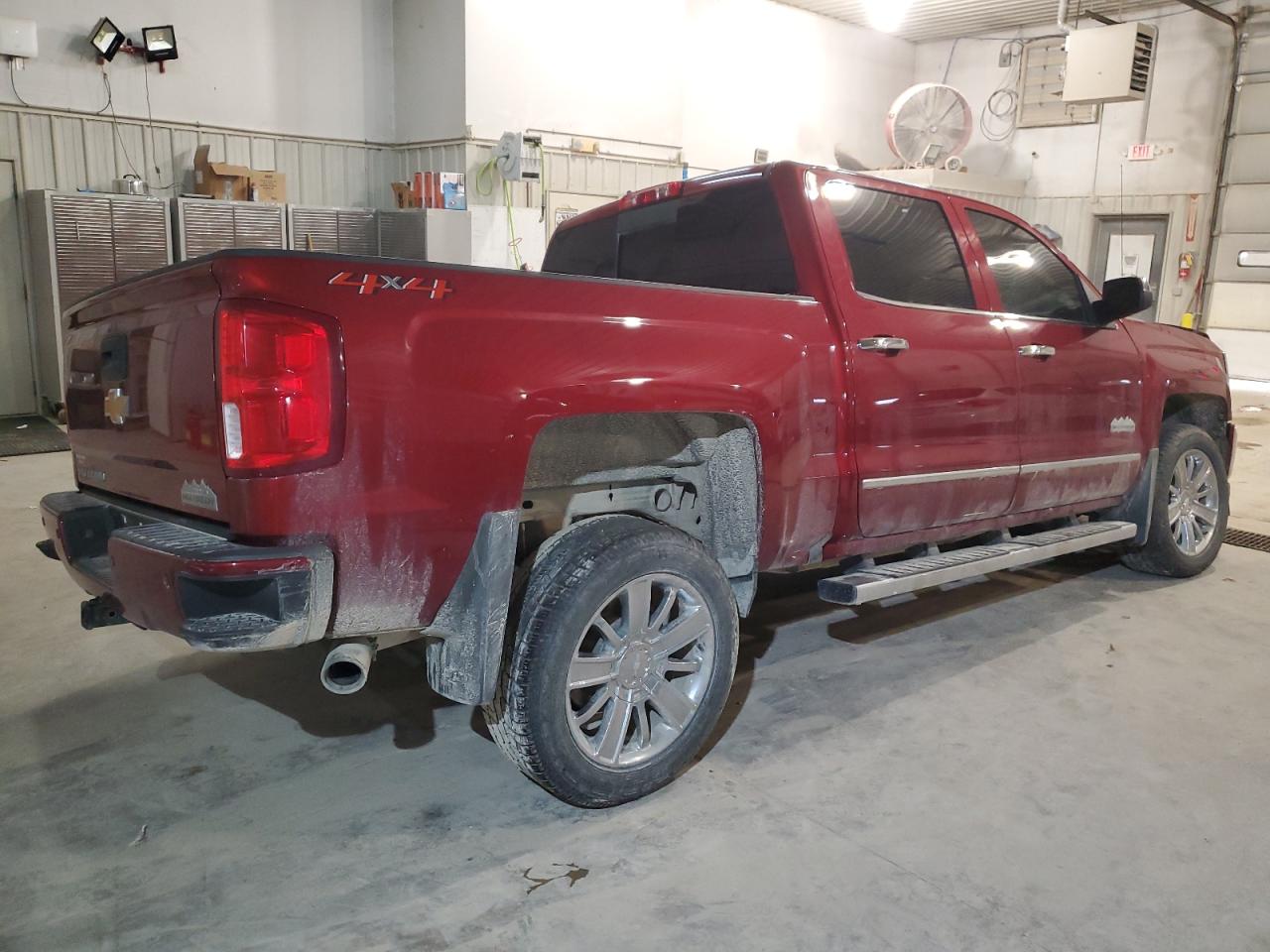 2018 Chevrolet Silverado VIN 3GCUKTEC2JG233293 Copart auction photo, front end / undercarriage damage thumbnail 3