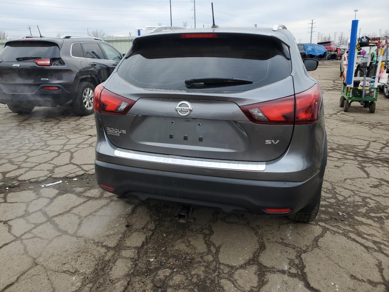 2017 Nissan Rogue VIN JN1BJ1CPXHW031997 Copart auction photo, front end damage thumbnail 6