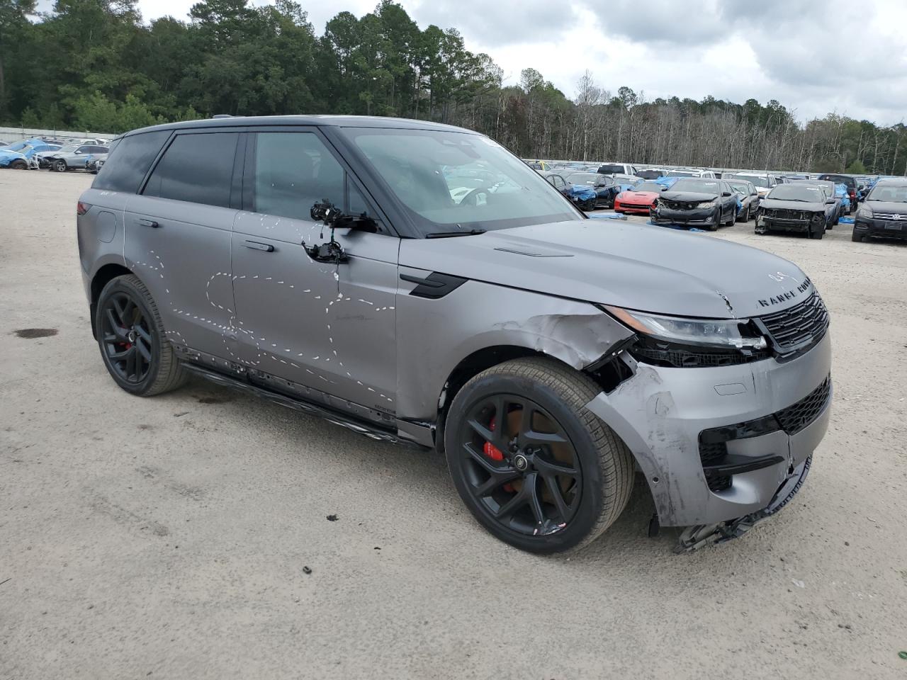 2024 Land Rover Range Rover VIN SAL119F45RA407053 Copart auction photo, front end / side damage thumbnail 4
