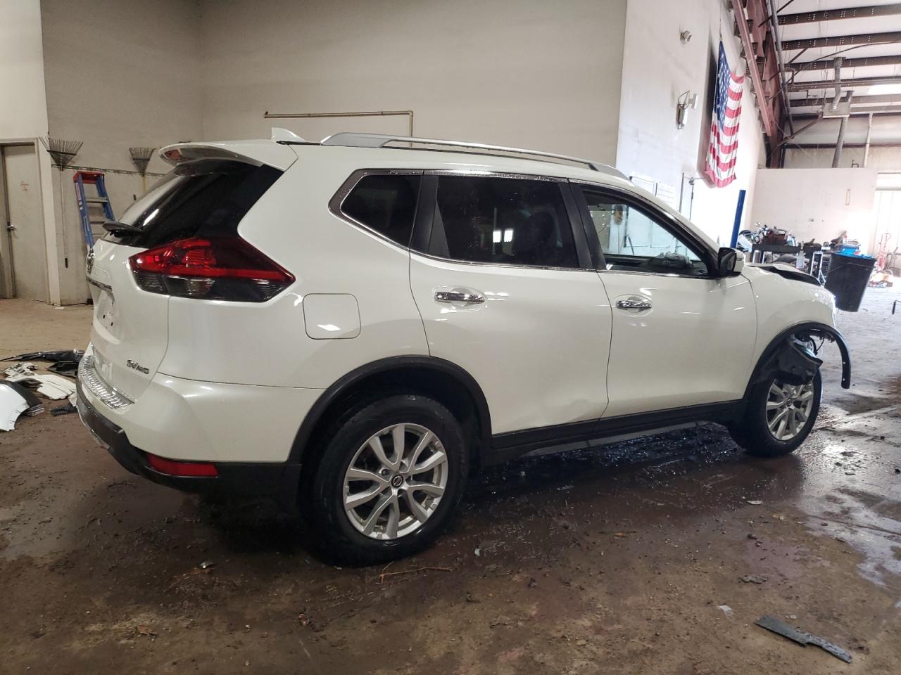 2018 Nissan Rogue VIN 5N1AT2MV1JC830141 Copart auction photo, front end / side damage thumbnail 3