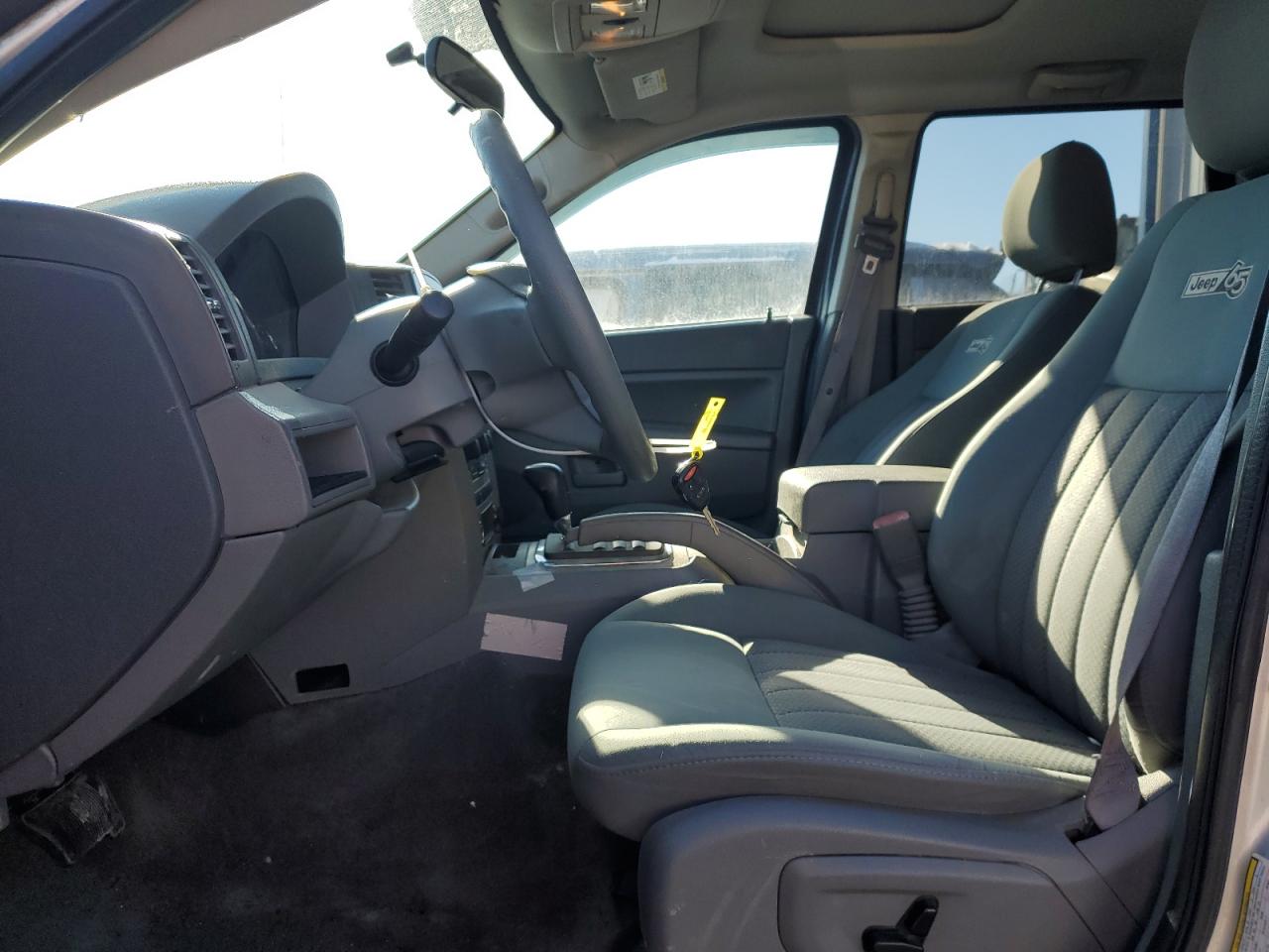 2006 Jeep Grand Cherokee VIN 1J4GR48K26C261164 Copart auction photo, front end damage thumbnail 7