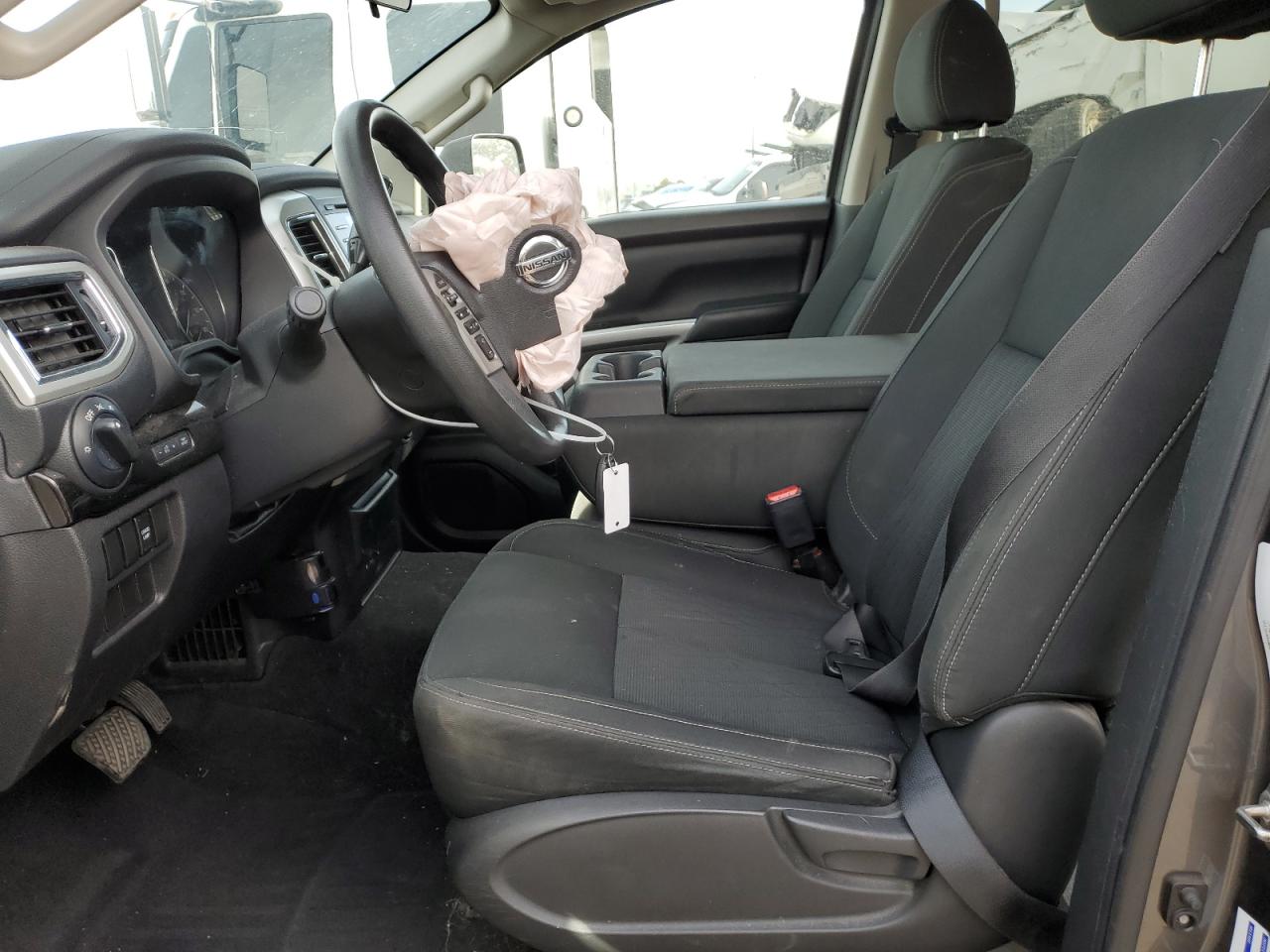 2017 Nissan Titan VIN 1N6AA1EJ9HN518161 Copart auction photo, front end damage thumbnail 7