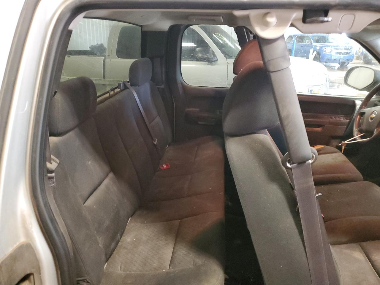 2011 Chevrolet Silverado VIN 1GCRKREA5BZ241588 Copart auction photo, rear end / side damage thumbnail 10