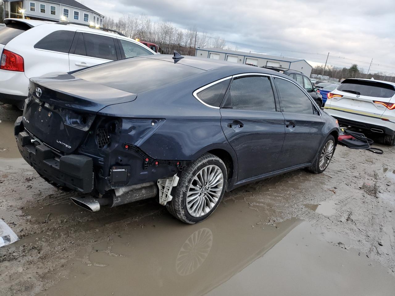 2018 Toyota Avalon VIN 4T1BK1EB4JU281356 Copart auction photo, front end / rear end damage thumbnail 3
