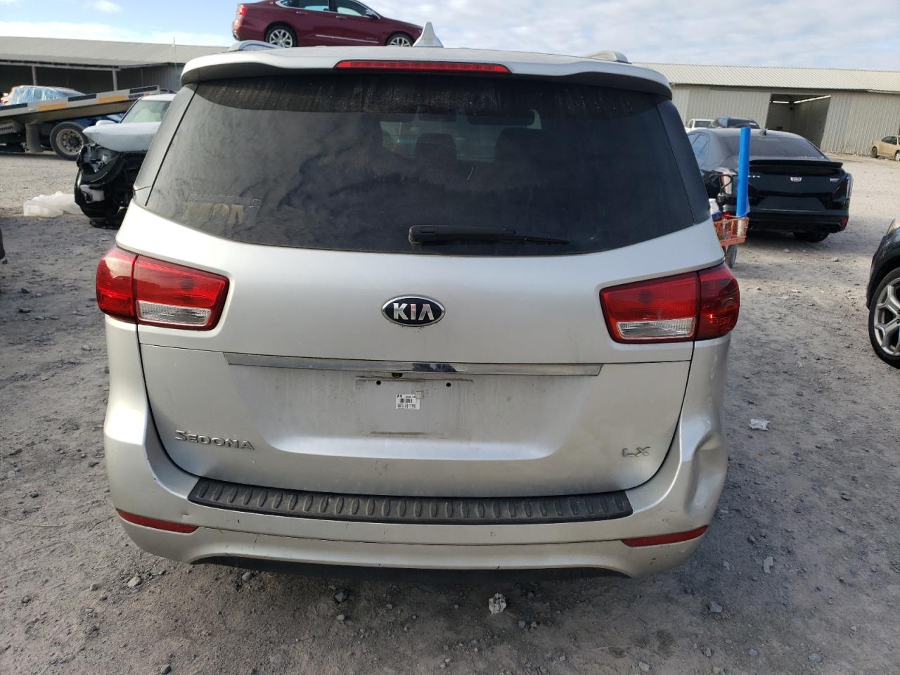 2016 KIA Sedona VIN KNDMB5C17G6124402 Copart auction photo, all over damage thumbnail 6
