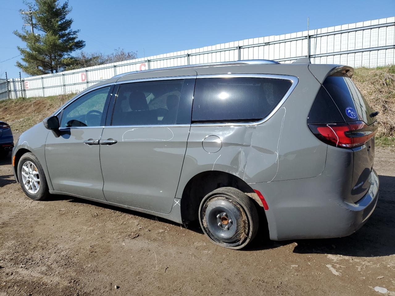 2021 Chrysler Pacifica VIN 2C4RC1BG6MR605294 Copart auction photo, all over damage thumbnail 2