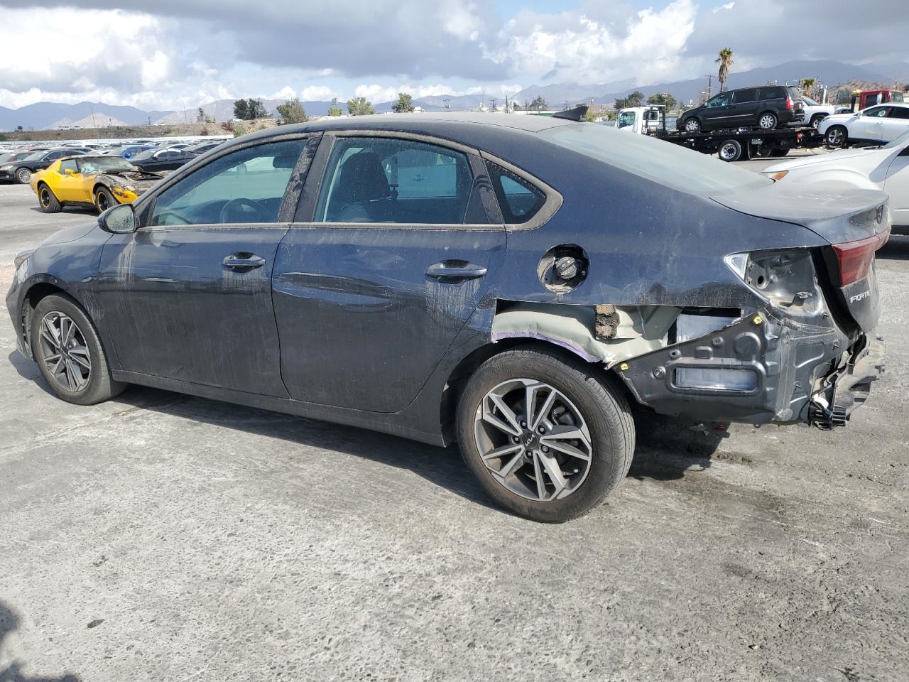 2023 KIA Forte VIN 3KPF24AD2PE654318 Copart auction photo, rear end / side damage thumbnail 2