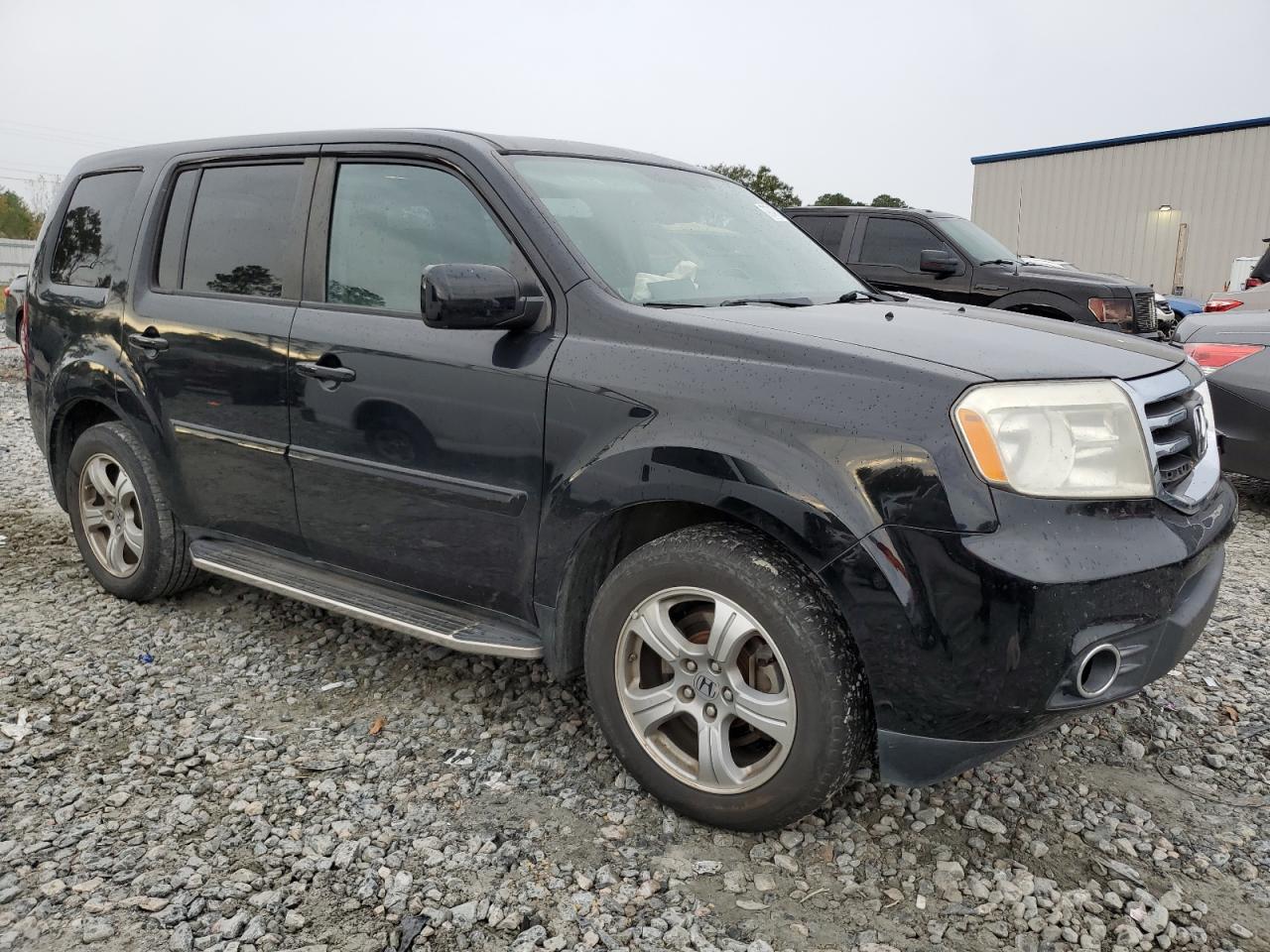 2015 Honda Pilot VIN 5FNYF4H59FB017592 Copart auction photo, front end damage thumbnail 4