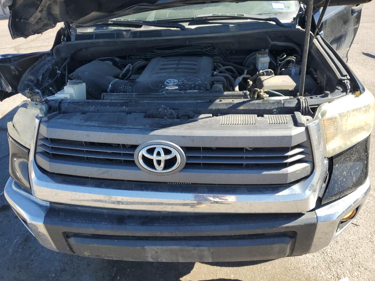 2014 Toyota Tundra VIN 5TFDW5F16EX331063 Copart auction photo, front end / side damage thumbnail 13