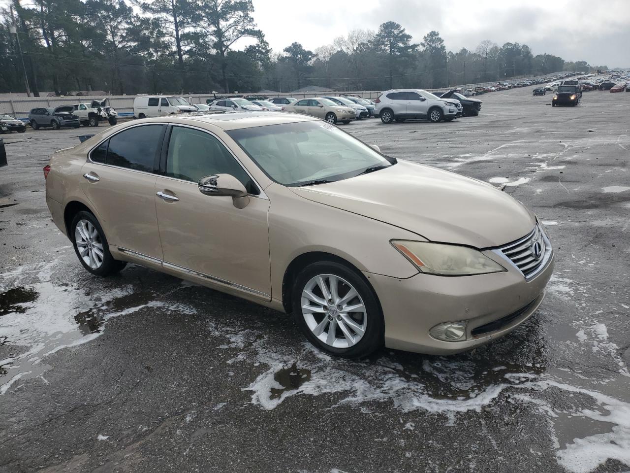 2010 Lexus ES VIN JTHBK1EG4A2395044 Copart auction photo, front end damage thumbnail 4