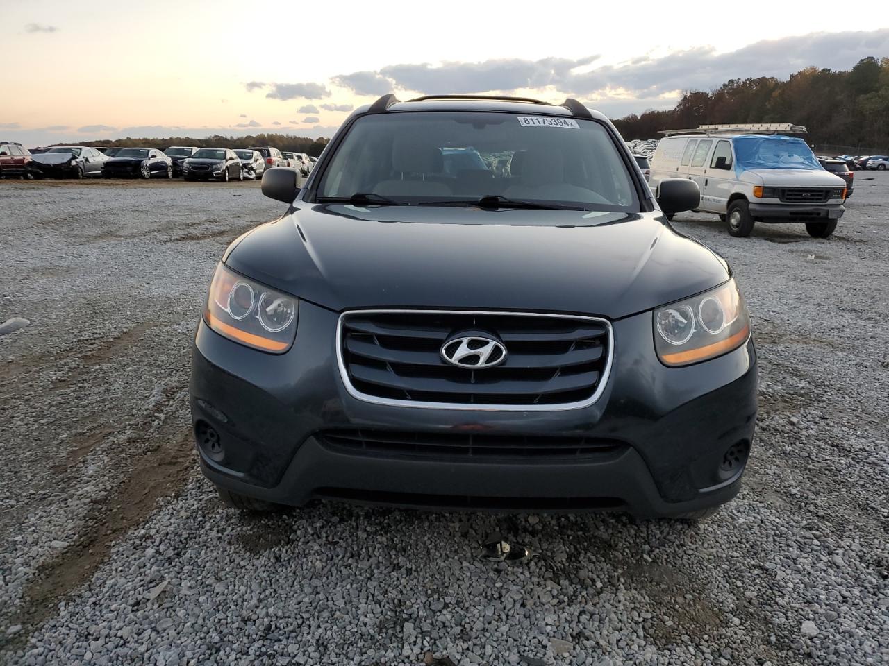 2010 Hyundai Santa Fe VIN 5NMSG3AB0AH352647 Copart auction photo, rear end / undercarriage damage thumbnail 5