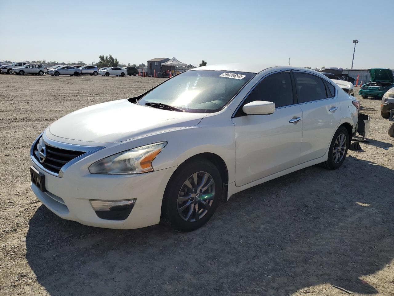 2015 Nissan Altima VIN 1N4AL3AP4FC584571