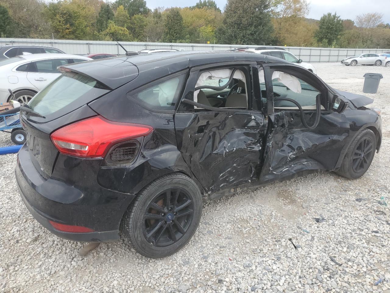 2018 Ford Focus VIN 1FADP3K28JL326390 Copart auction photo, all over damage thumbnail 3