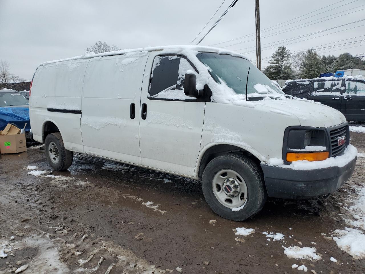2012 GMC Savana VIN 1GTZ7UBAXC1146808 Copart auction photo, side / rear end damage thumbnail 4