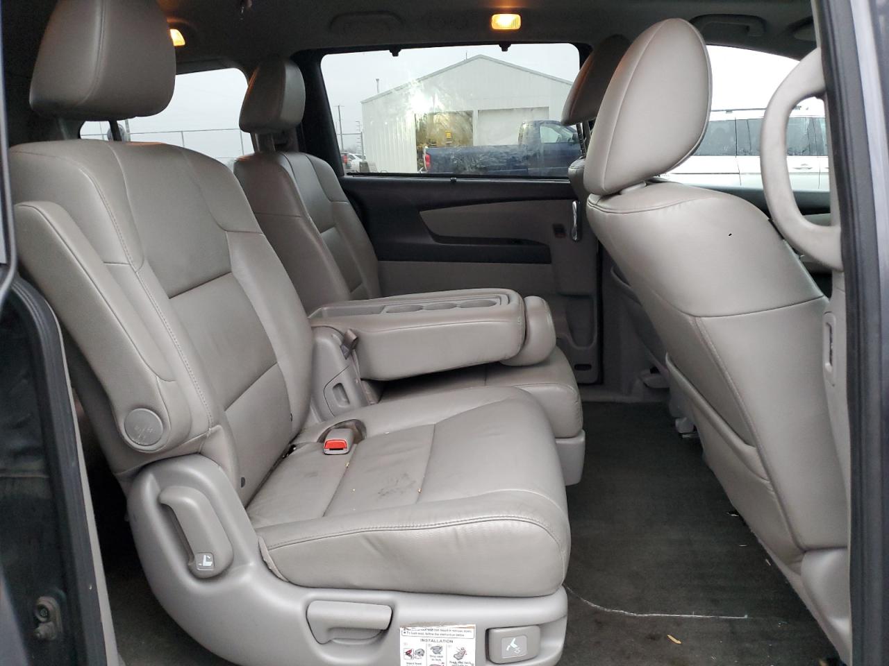 2016 Honda Odyssey VIN 5FNRL5H64GB111943 Copart auction photo, side / rear end damage thumbnail 11