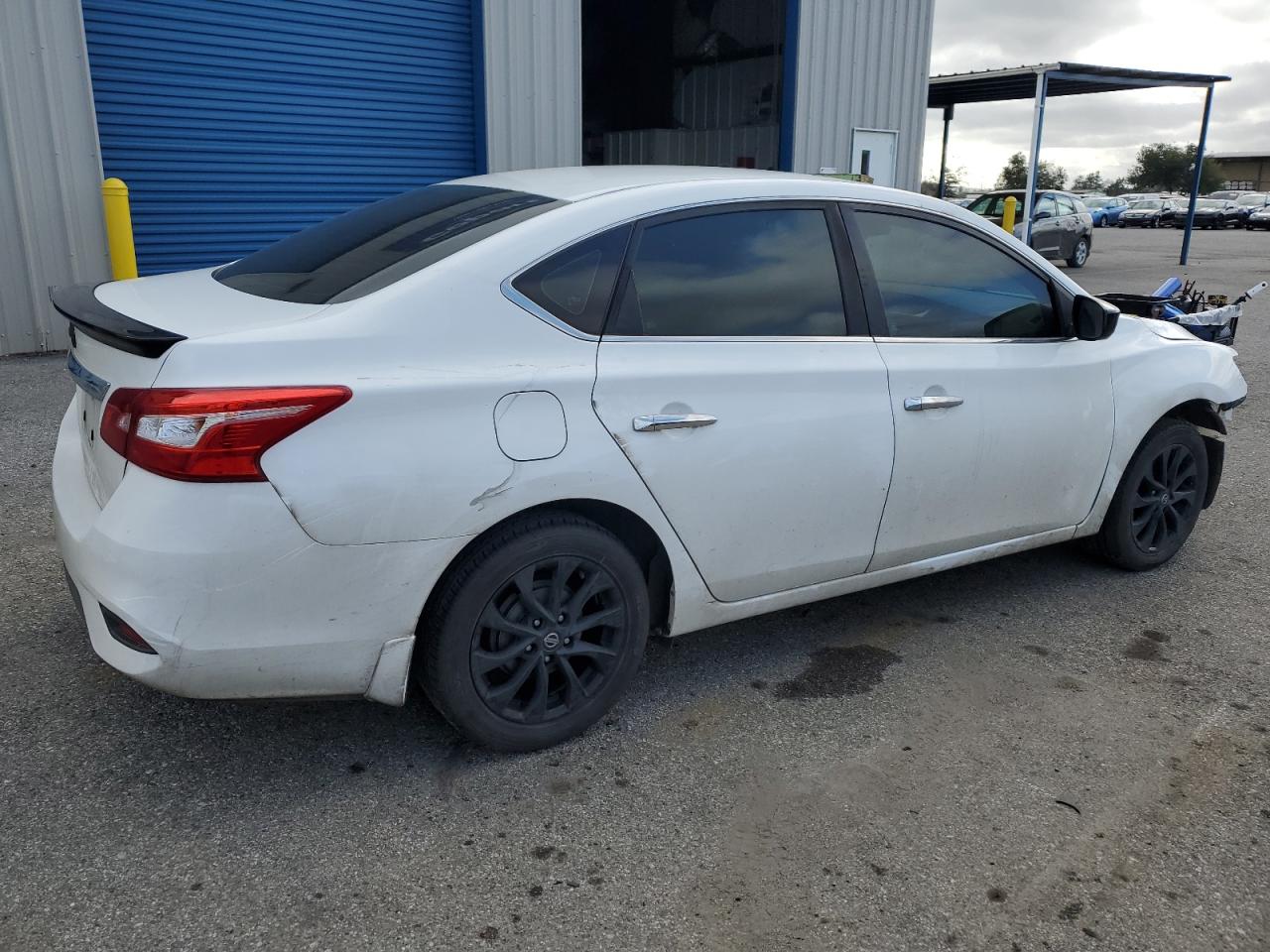 2018 Nissan Sentra VIN 3N1AB7AP4JY311198 Copart auction photo, front end damage thumbnail 3