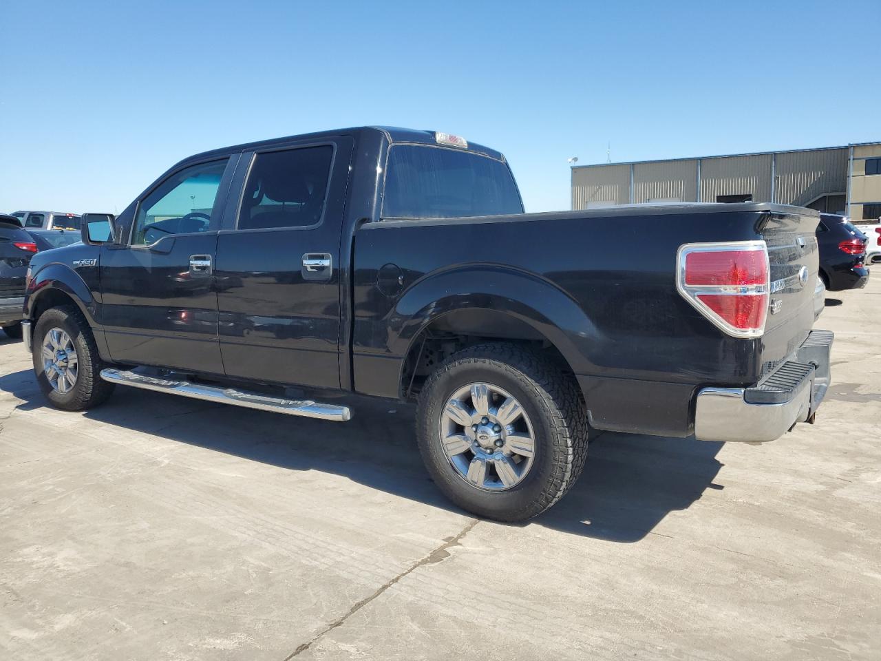 2010 Ford F-150 VIN 1FTEW1C82AFA04299 Copart auction photo, front end damage thumbnail 2