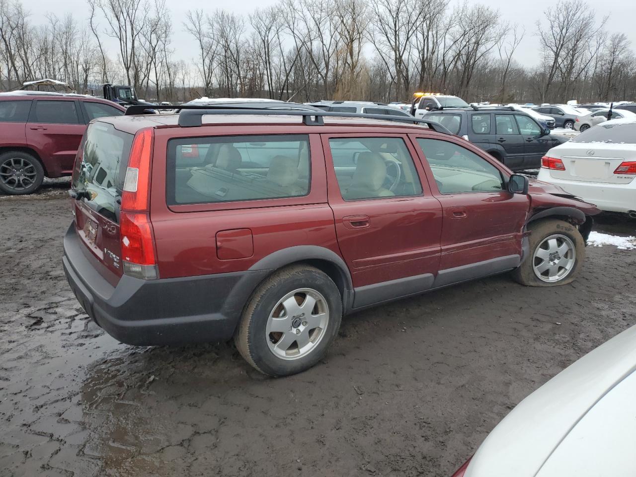 2001 Volvo V70 VIN YV1SZ58D611002845 Copart auction photo, front end damage thumbnail 3