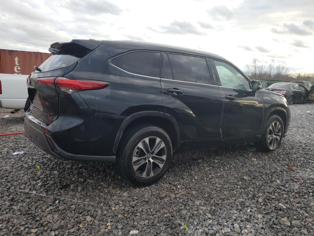 2021 Toyota Highlander VIN 5TDGZRAH4MS073520 Copart auction photo, front end / rear end damage thumbnail 3
