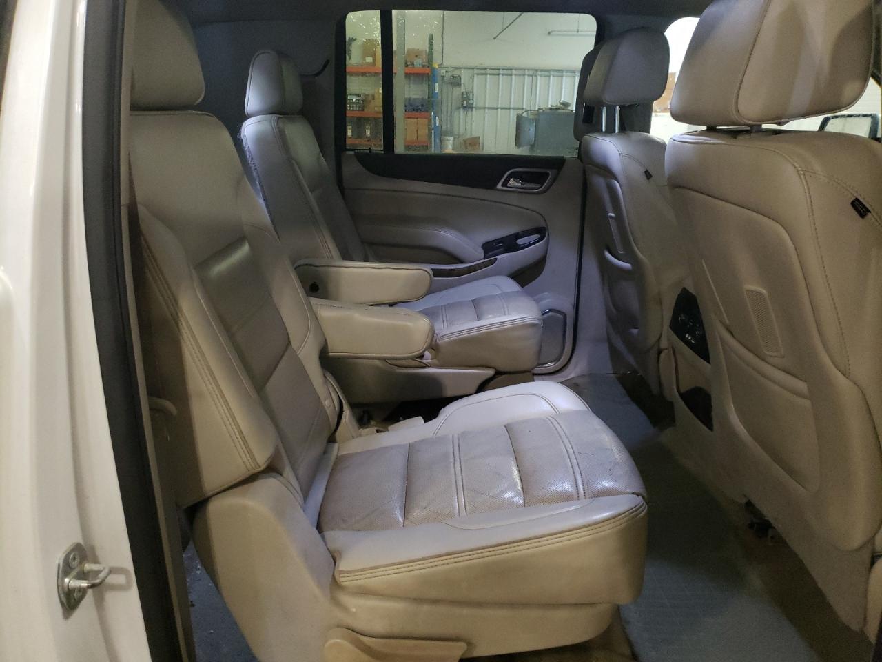 2016 GMC Yukon VIN 1GKS2HKJ9GR441711 Copart auction photo, front end / side damage thumbnail 11