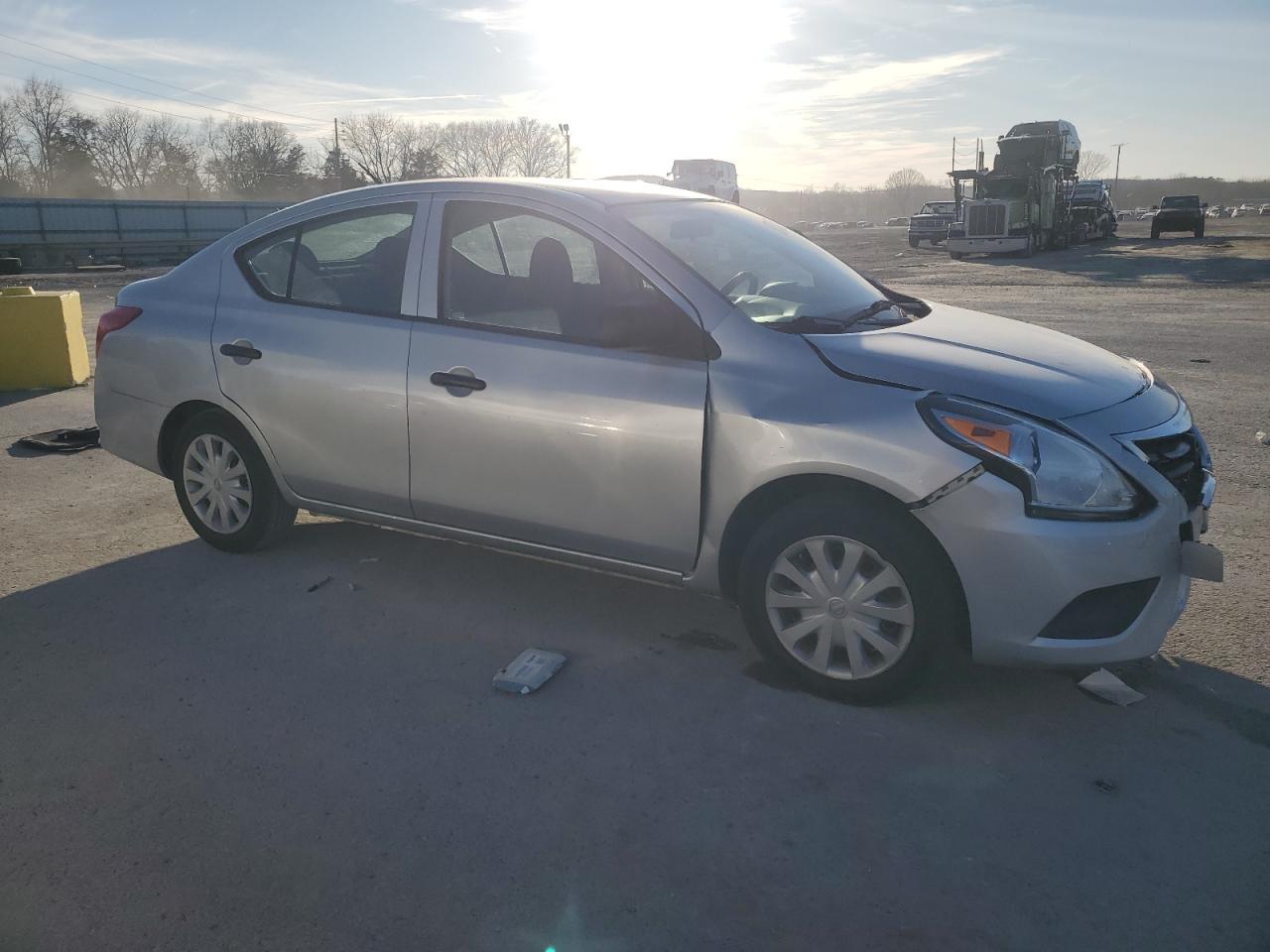 2015 Nissan Versa VIN 3N1CN7APXFL872283 Copart auction photo, front end damage thumbnail 4