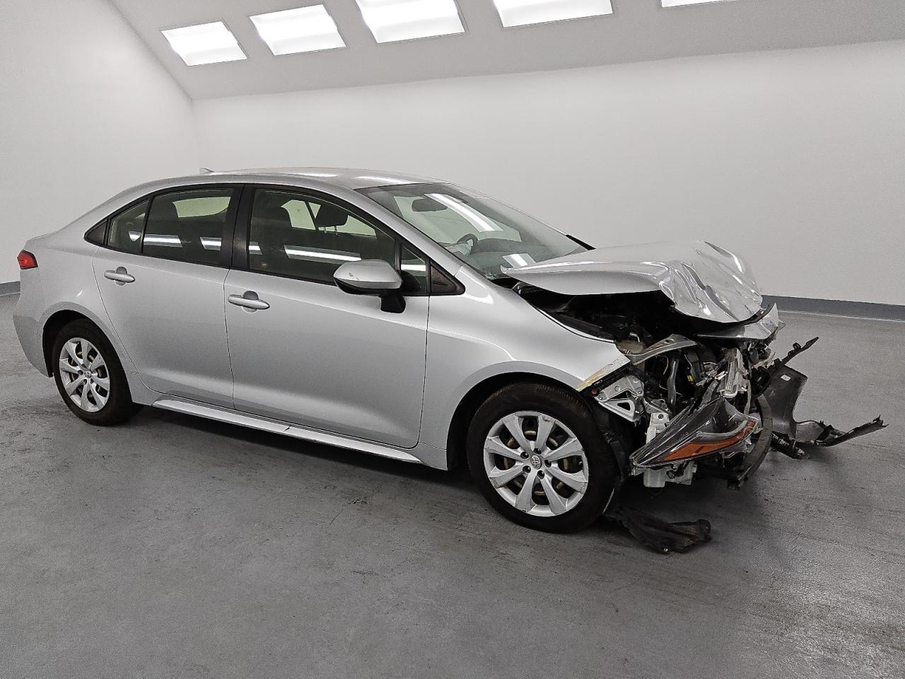 2020 Toyota Corolla VIN JTDEPRAE5LJ042582 Copart auction photo, front end damage thumbnail 4