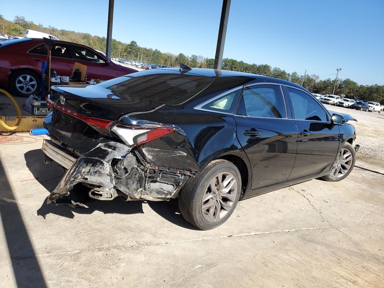 2019 Toyota Avalon VIN 4T1BZ1FB9KU020736 Copart auction photo, front end / rear end damage thumbnail 3
