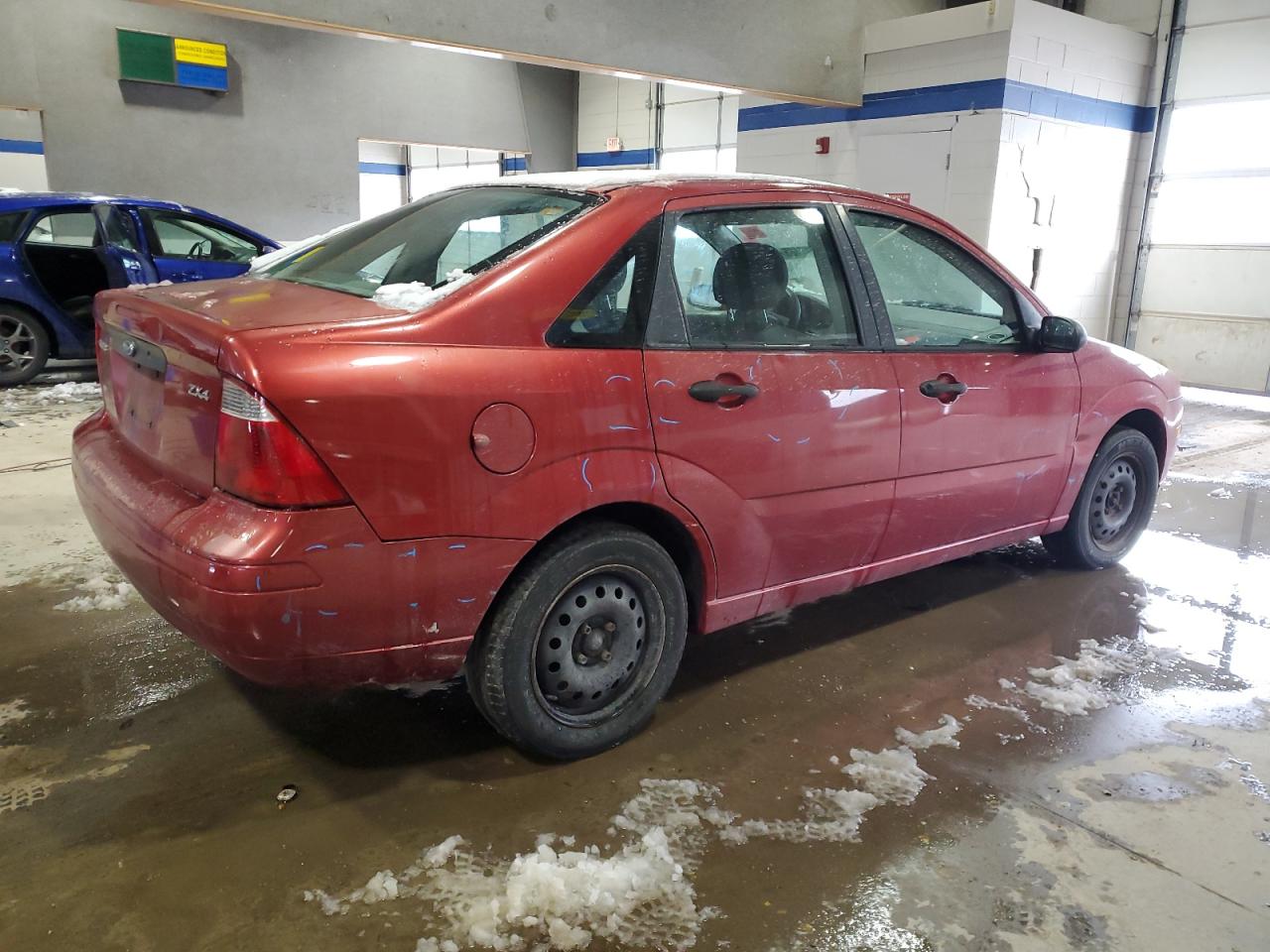 2005 Ford Focus VIN 1FAFP34N35W105963 Copart auction photo, all over / minor dent/scratches damage thumbnail 3