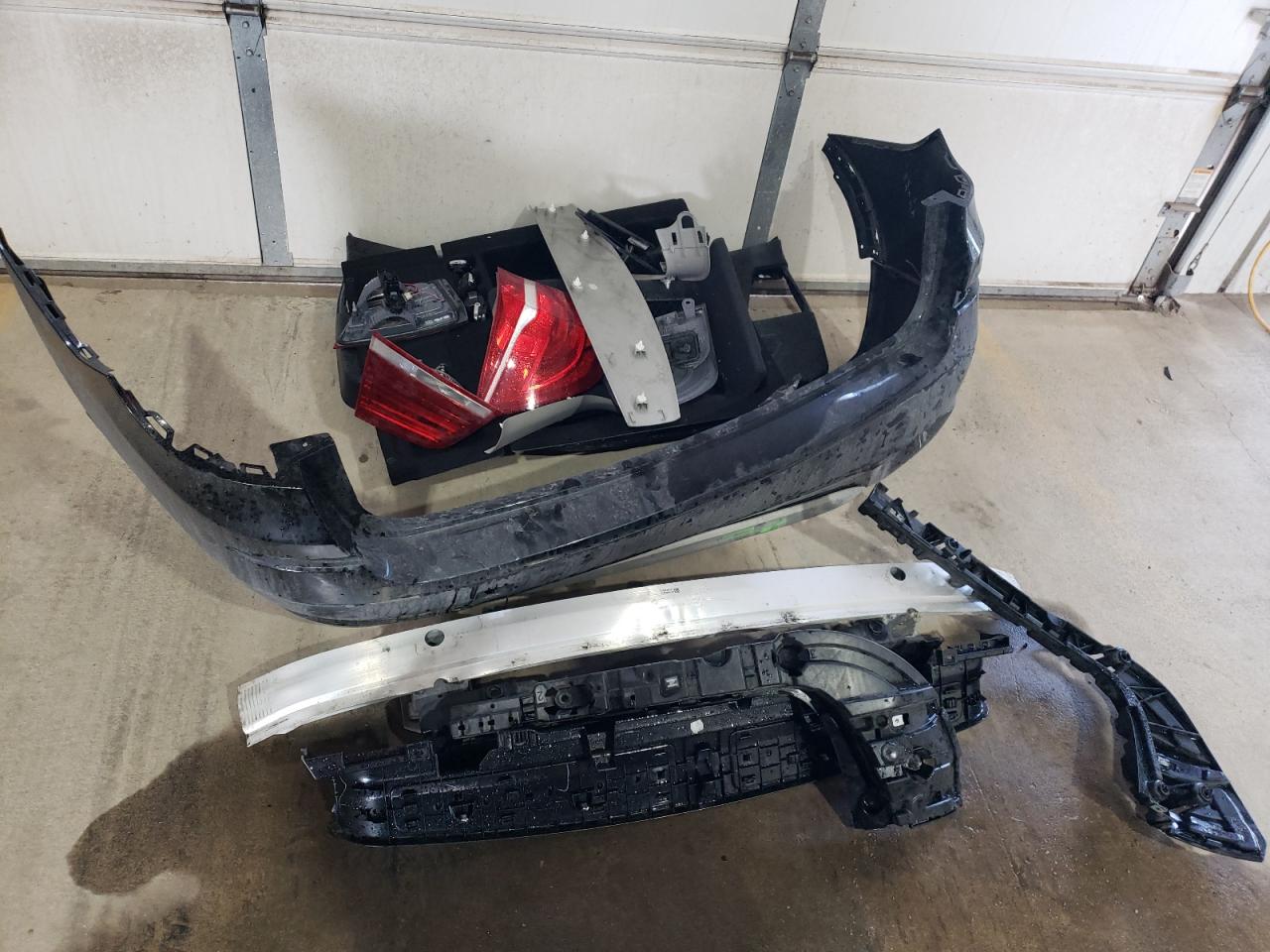 2014 BMW X3 VIN 5UXWX9C59E0D38376 Copart auction photo, rear end damage thumbnail 13