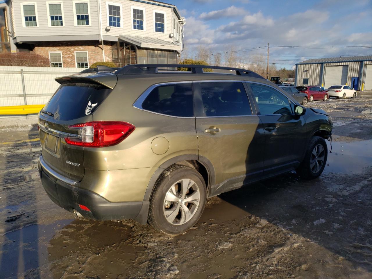 2024 Subaru Ascent VIN 4S4WMACDXR3421766 Copart auction photo, front end / minor dent/scratches damage thumbnail 3