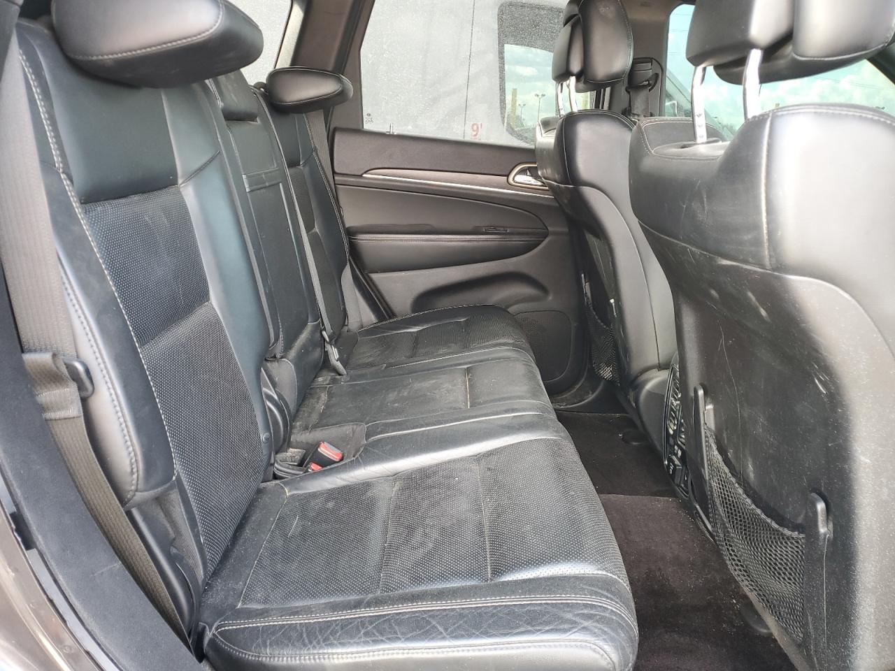 2015 Jeep Grand Cherokee VIN 1C4RJFBG9FC205664 Copart auction photo, rejected repair / minor dent/scratches damage thumbnail 11