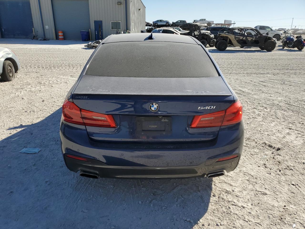 2017 BMW 5er VIN WBAJE5C37HG916604 Copart auction photo, front end / minor dent/scratches damage thumbnail 6