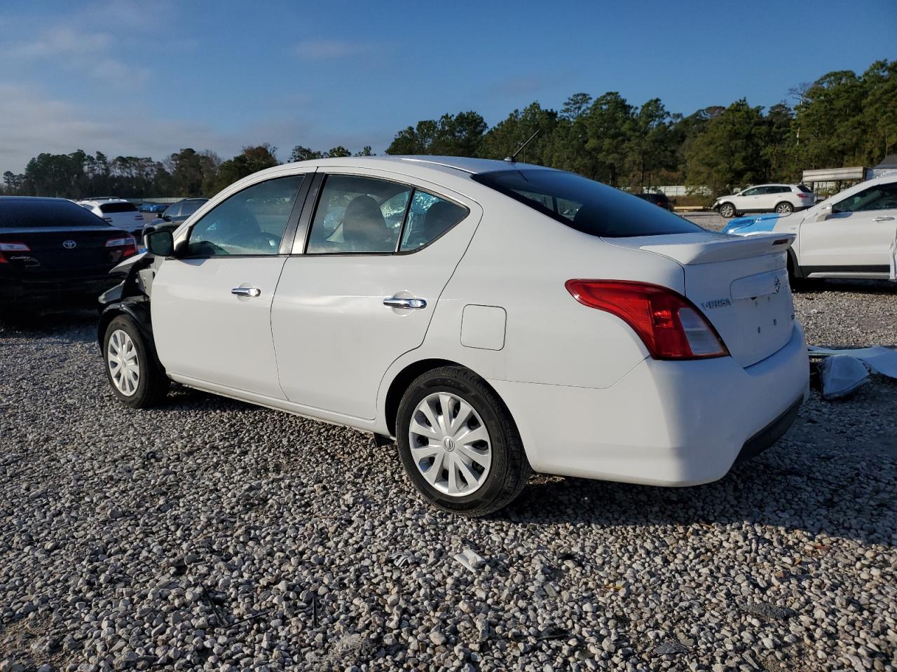 2019 Nissan Versa VIN 3N1CN7AP2KL866049 Copart auction photo, front end / side damage thumbnail 2