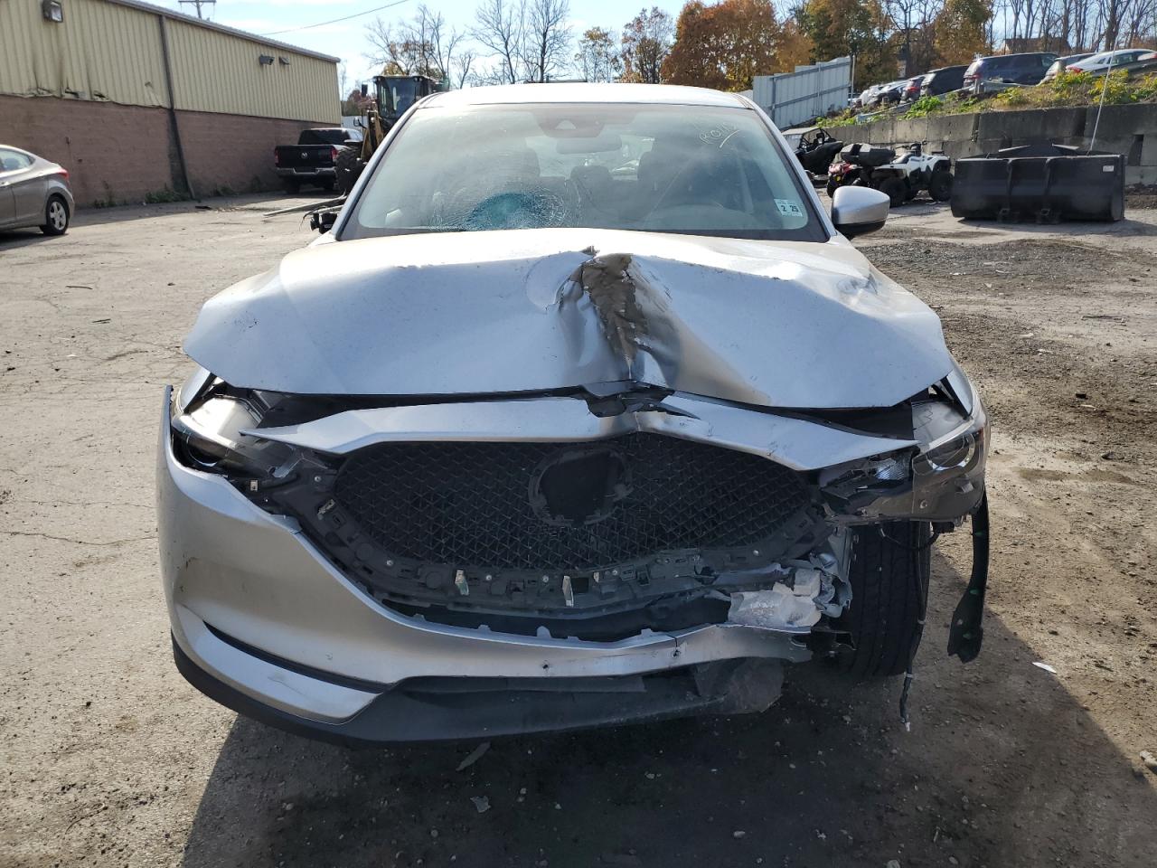 2019 Mazda CX-5 VIN JM3KFBBM2K0692002 Copart auction photo, front end / minor dent/scratches damage thumbnail 5
