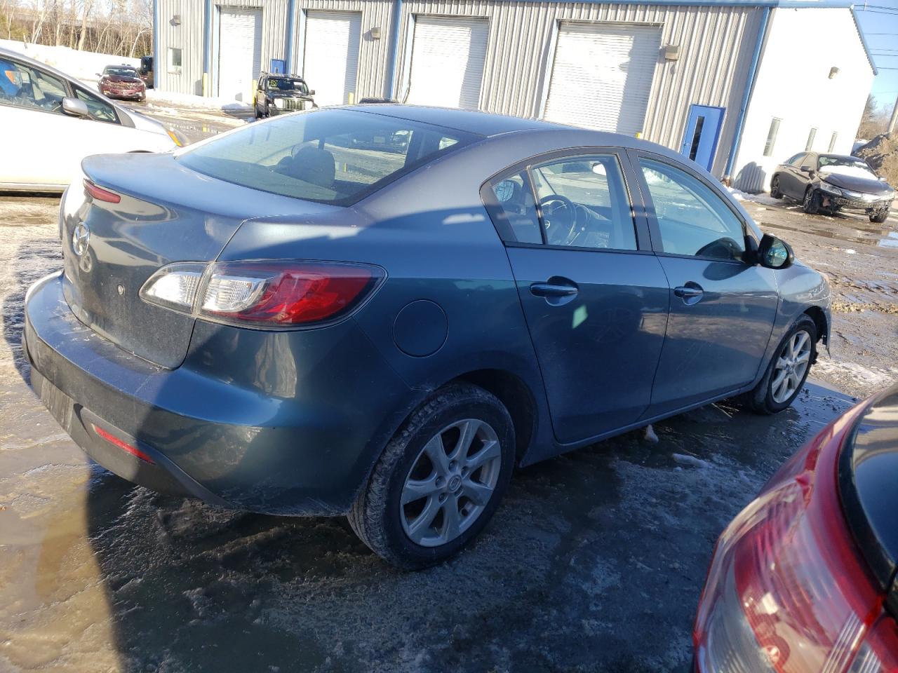 2010 Mazda 3 VIN JM1BL1SG2A1240193 Copart auction photo, front end damage thumbnail 3