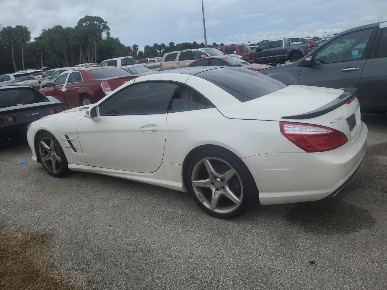 2013 Mercedes-Benz SL-klasse VIN WDDJK7DA8DF010049 Copart auction photo, water/flood damage thumbnail 2