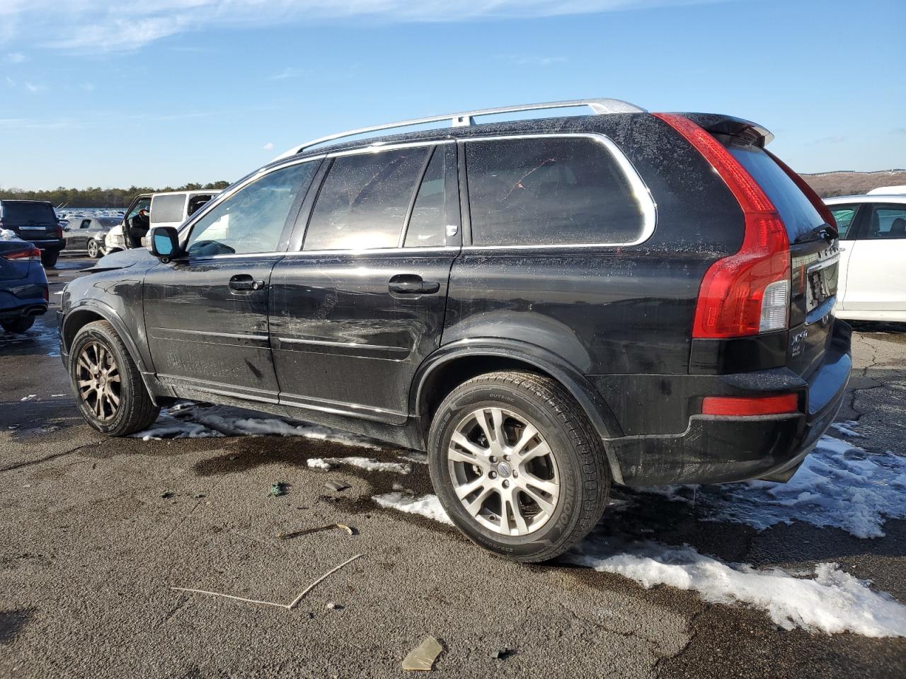 2014 Volvo XC90 VIN YV4952CZ9E1687346 Copart auction photo, front end / minor dent/scratches damage thumbnail 2