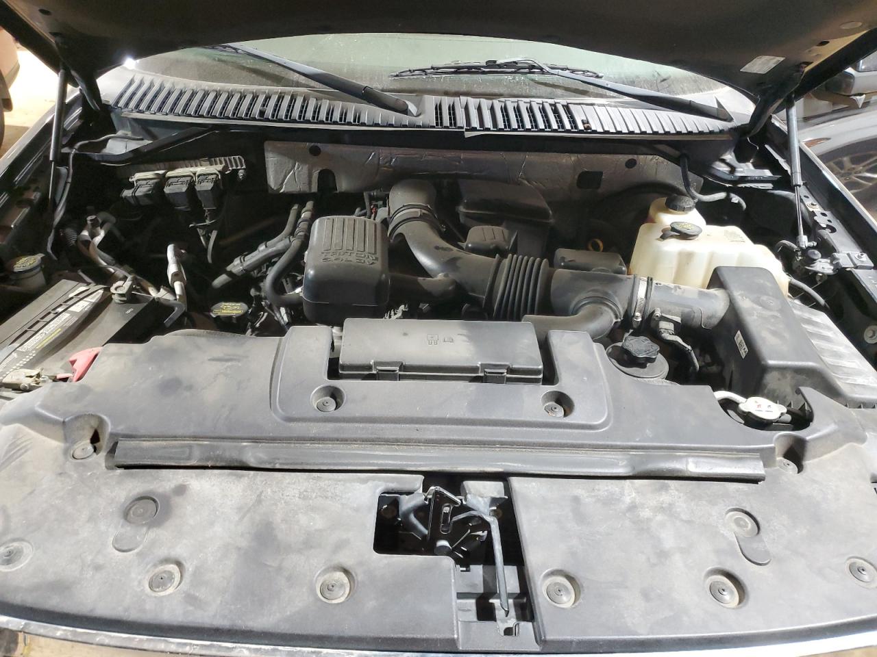 2013 Ford Expedition VIN 1FMJU1K57DEF58228 Copart auction photo, front end damage thumbnail 12