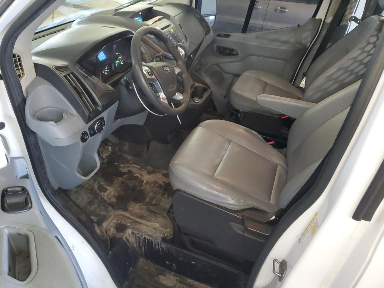 2018 Ford Transit VIN 1FTYR1ZG1JKB21107 Copart auction photo, rear end / side damage thumbnail 8