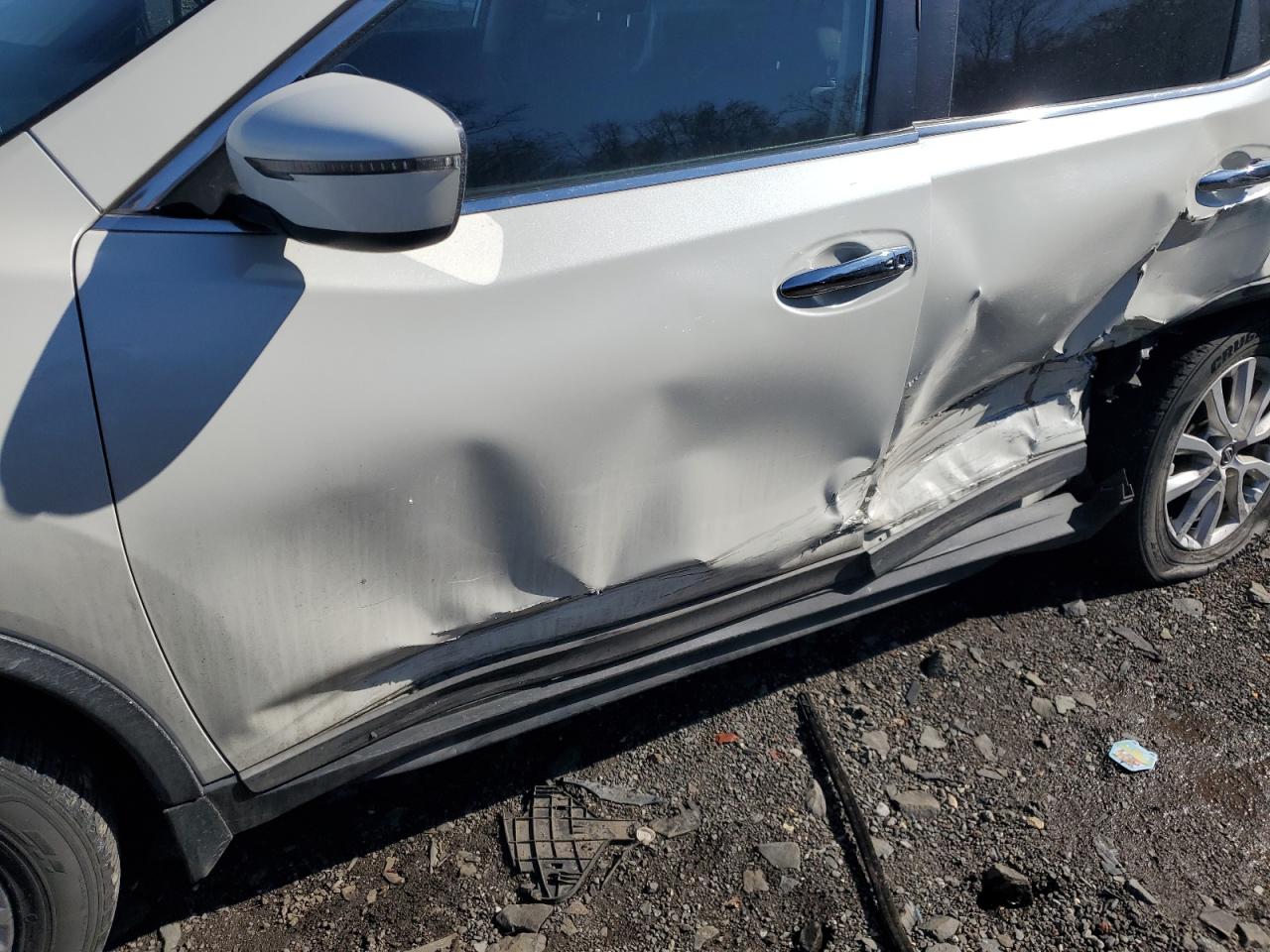 2018 Nissan Rogue VIN KNMAT2MV3JP594184 Copart auction photo, rear end / side damage thumbnail 7