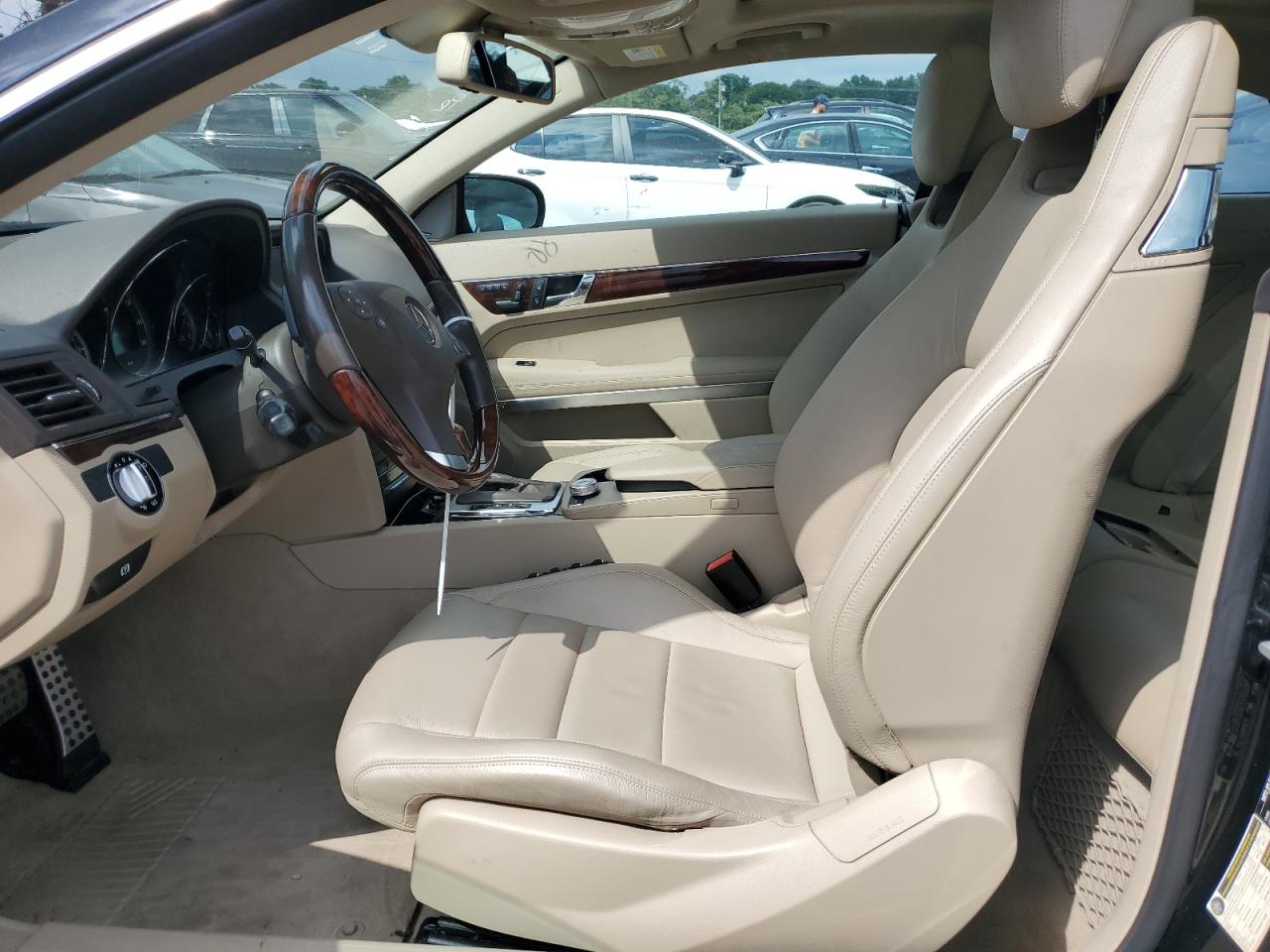 2010 Mercedes-Benz E-klasse VIN WDDKJ5GB9AF030631 Copart auction photo, front end / minor dent/scratches damage thumbnail 7