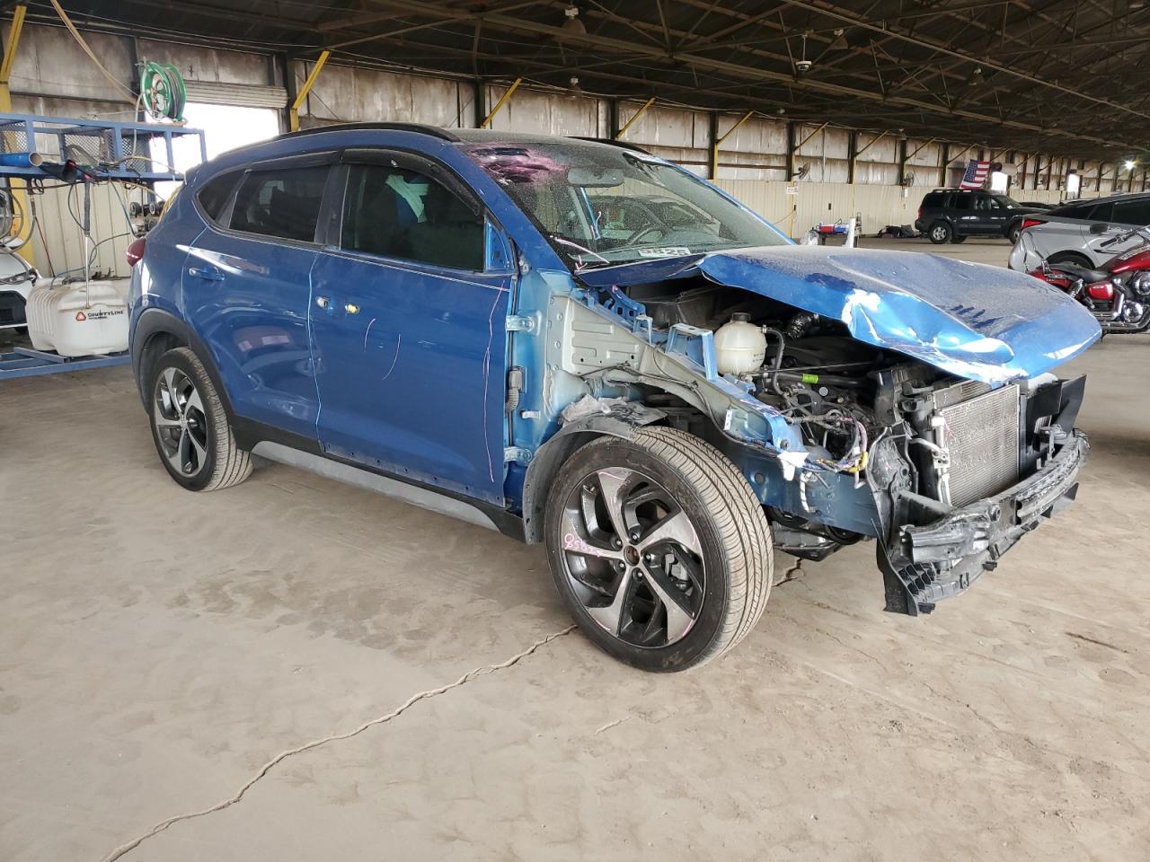2017 Hyundai Tucson VIN KM8J33A2XHU575347 Copart auction photo, front end damage thumbnail 4