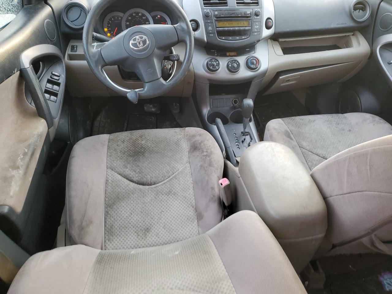 2006 Toyota RAV 4 VIN JTMBD33V866006852 Copart auction photo, front end damage thumbnail 8