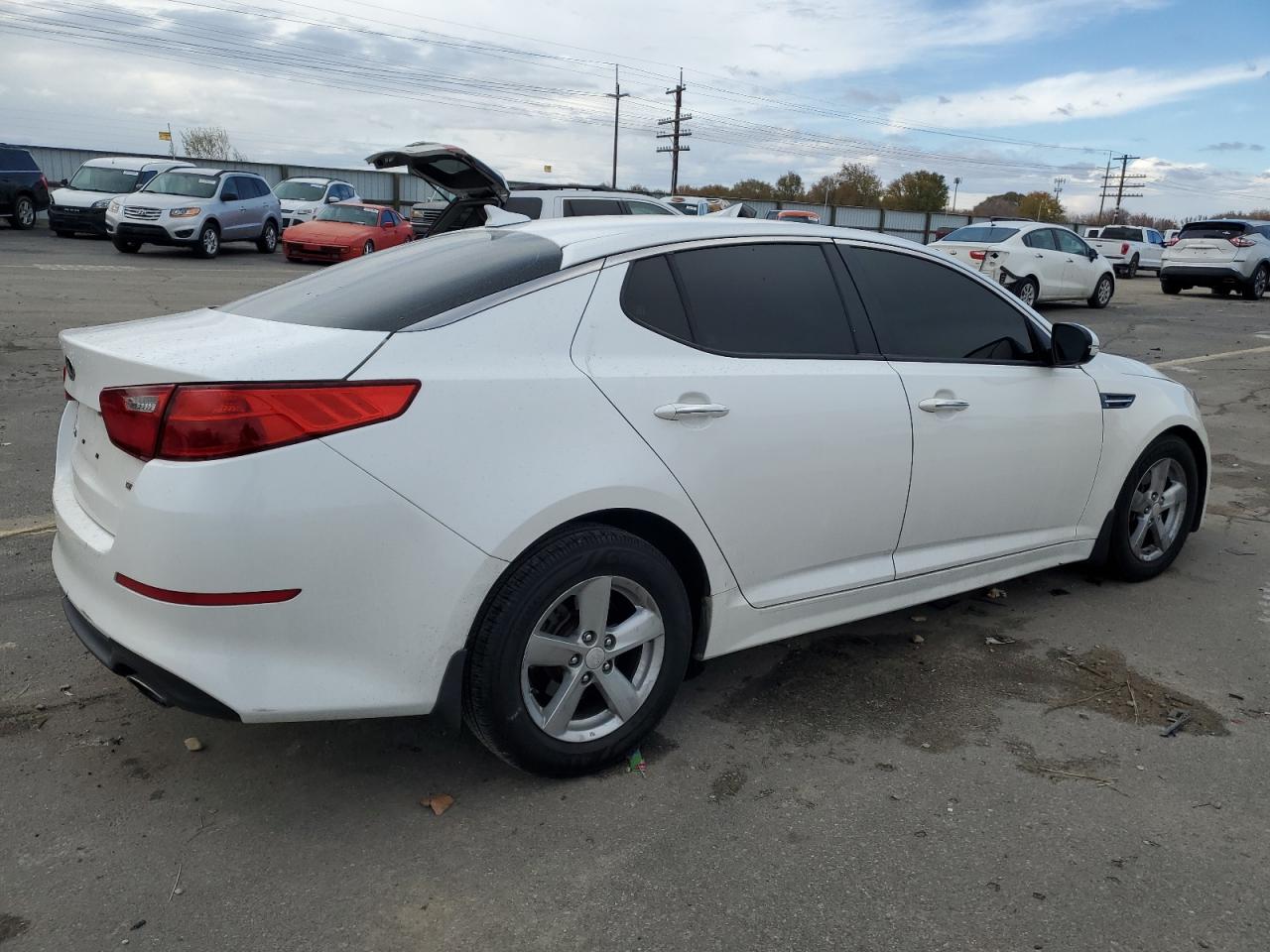 2015 KIA Optima VIN KNAGM4A75F5592705 Copart auction photo, side / front end damage thumbnail 3