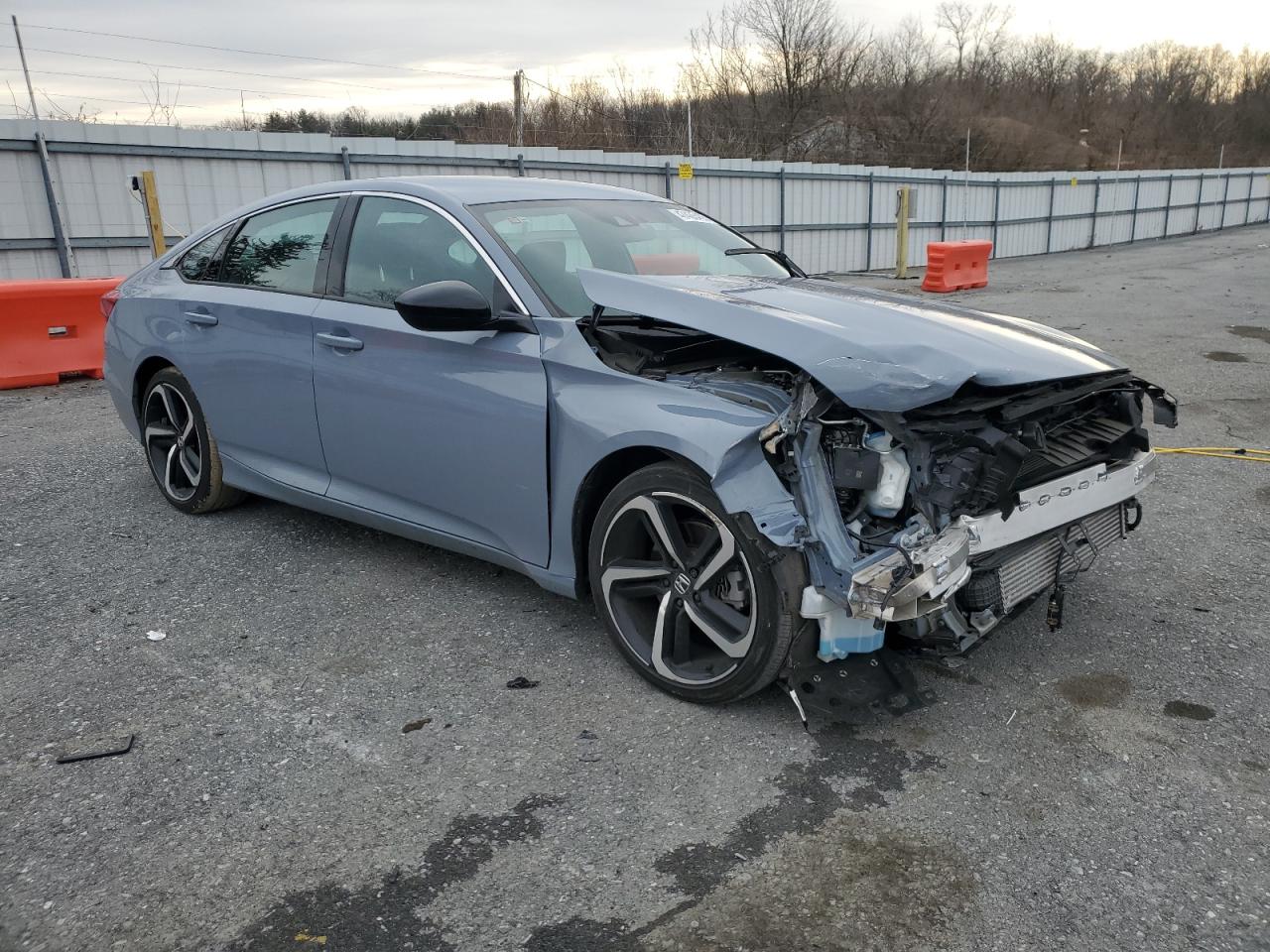 2022 Honda Accord VIN 1HGCV1F3XNA069836 Copart auction photo, front end damage thumbnail 4
